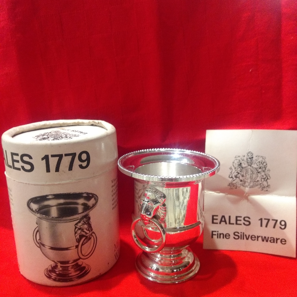 Eales 1779 silver toothpick holder